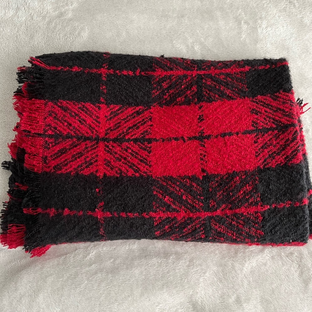 AMERICAN EAGLE BLANKET SCARF